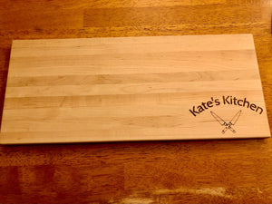 Small Wood cutting/serving board with Personalization